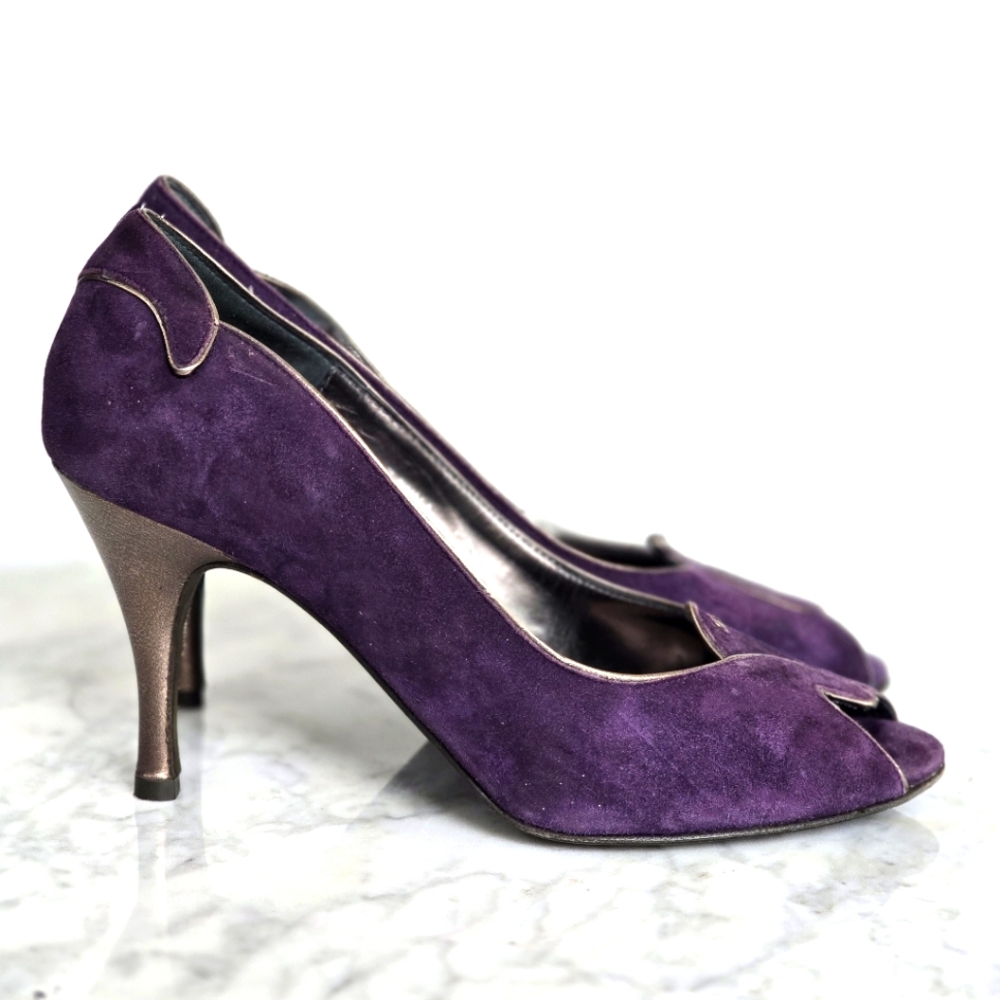DONALD J PLINER Couture Zanna Purple Suede Pumps Size 6.5